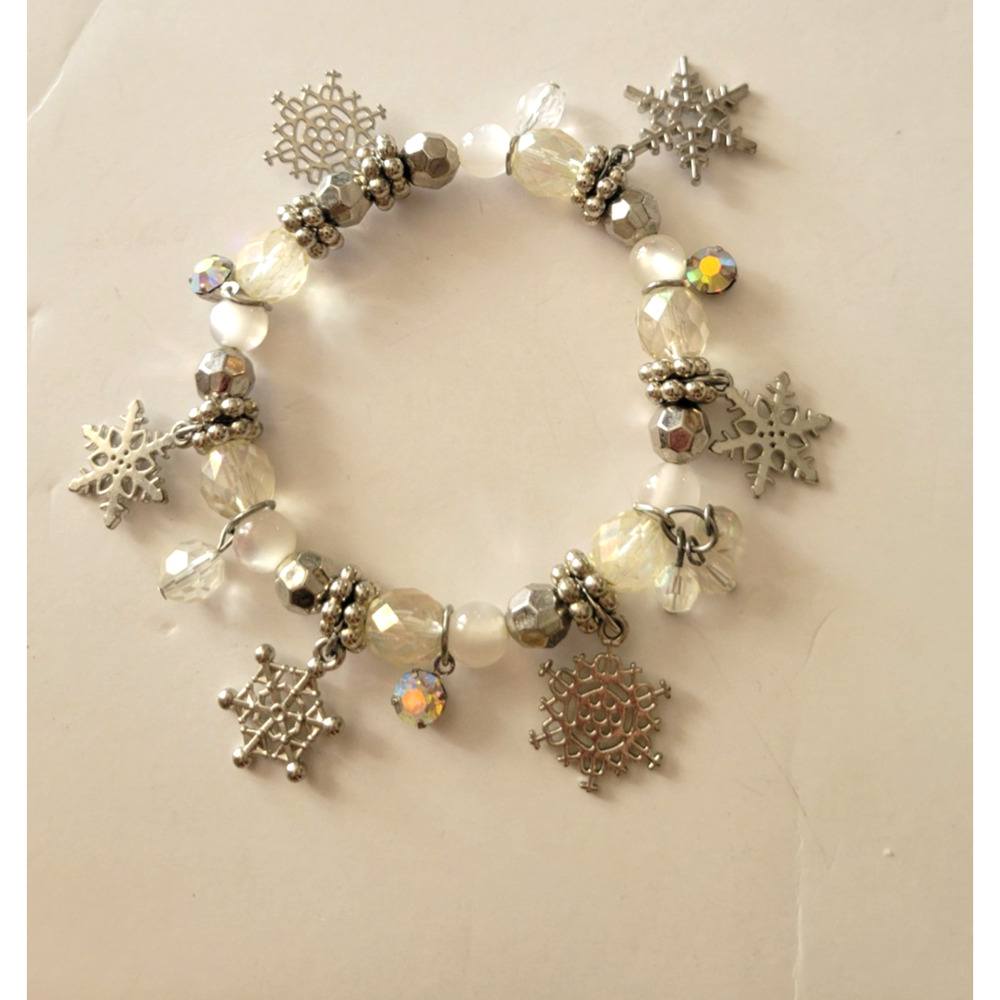 VTG Handmade Snowflake Stretch Charm Bracelet 90s Silver Tone Handmade Jewelry‎